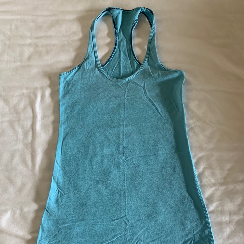 Lululemon tank
